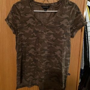 Rock & Republic short sleeve camo shirt